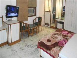 Hotel Celebration Kanpur Extérieur photo