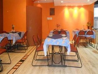Hotel Celebration Kanpur Extérieur photo